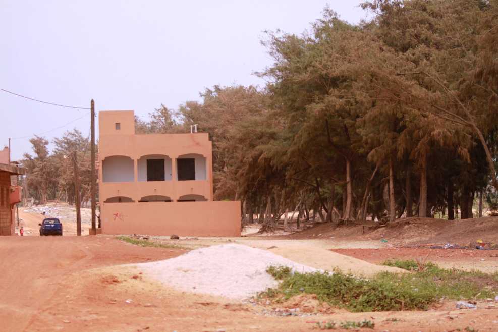 Une maison au bord des filaos à Malika
